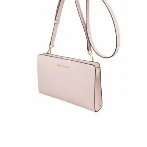 Just Like New!!!  Michael Kors Jet Set Travel Leather Crossbody - Picture 2 of 7